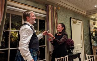 Diana Jelenova receiving the George Smith Medal (2017 Cohort)